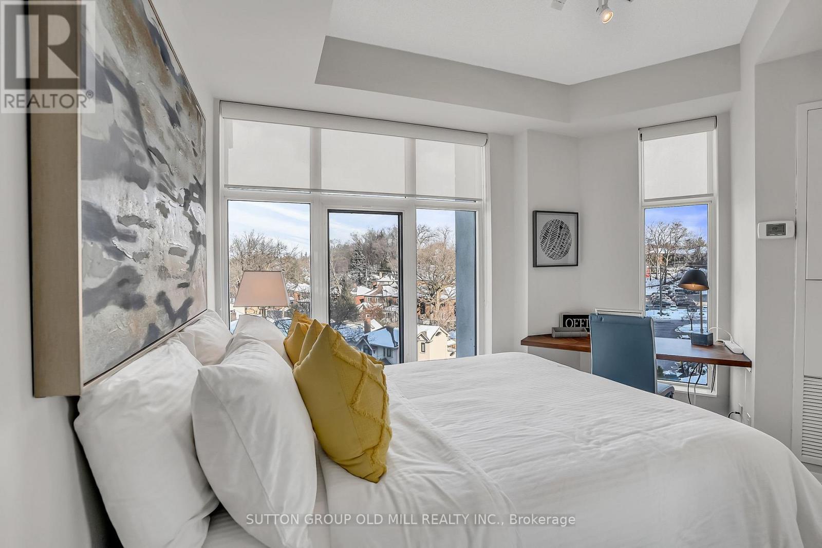 402 - 2 Old Mill Drive, Toronto (high Park-swansea), Ontario