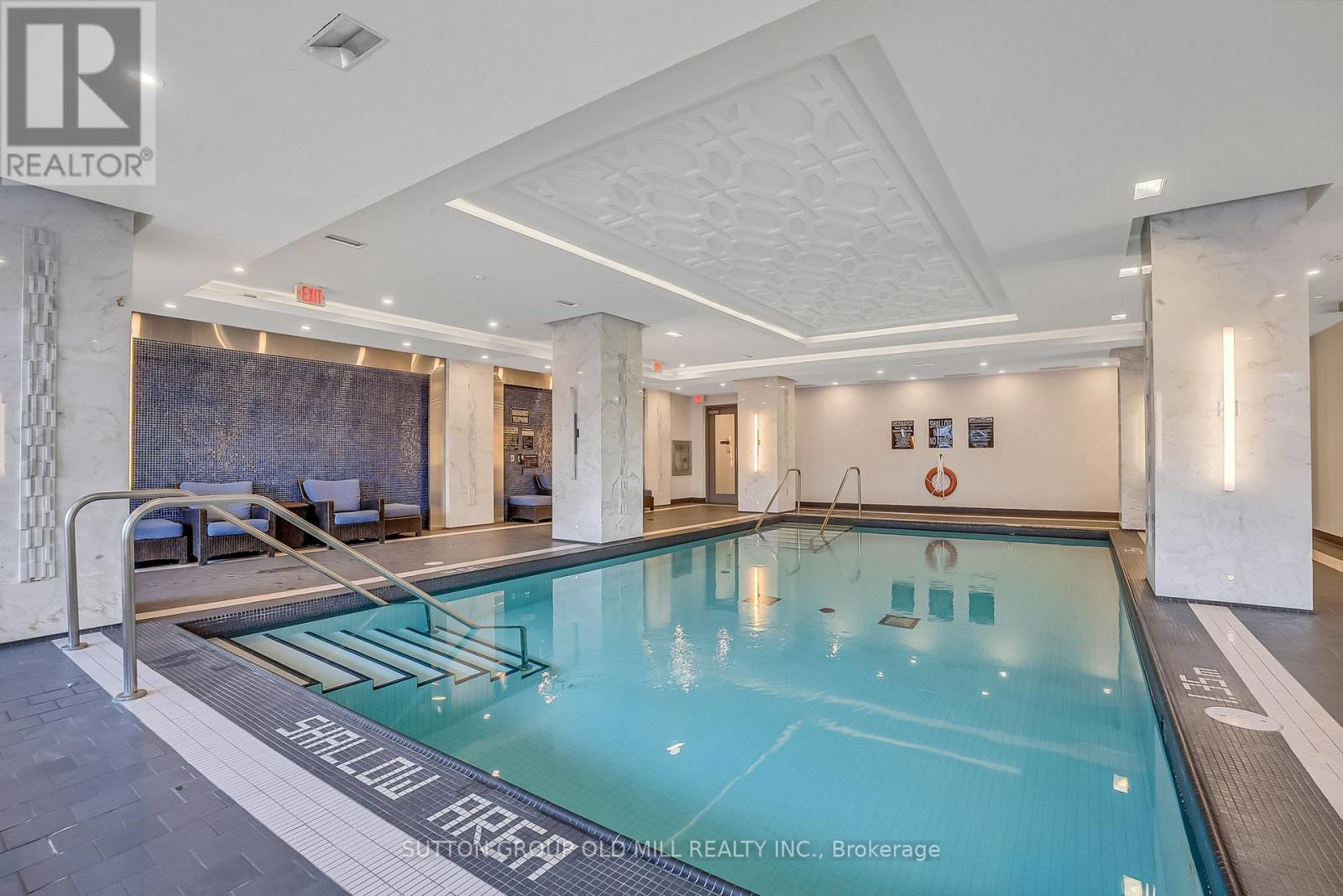 402 - 2 Old Mill Drive, Toronto (high Park-swansea), Ontario