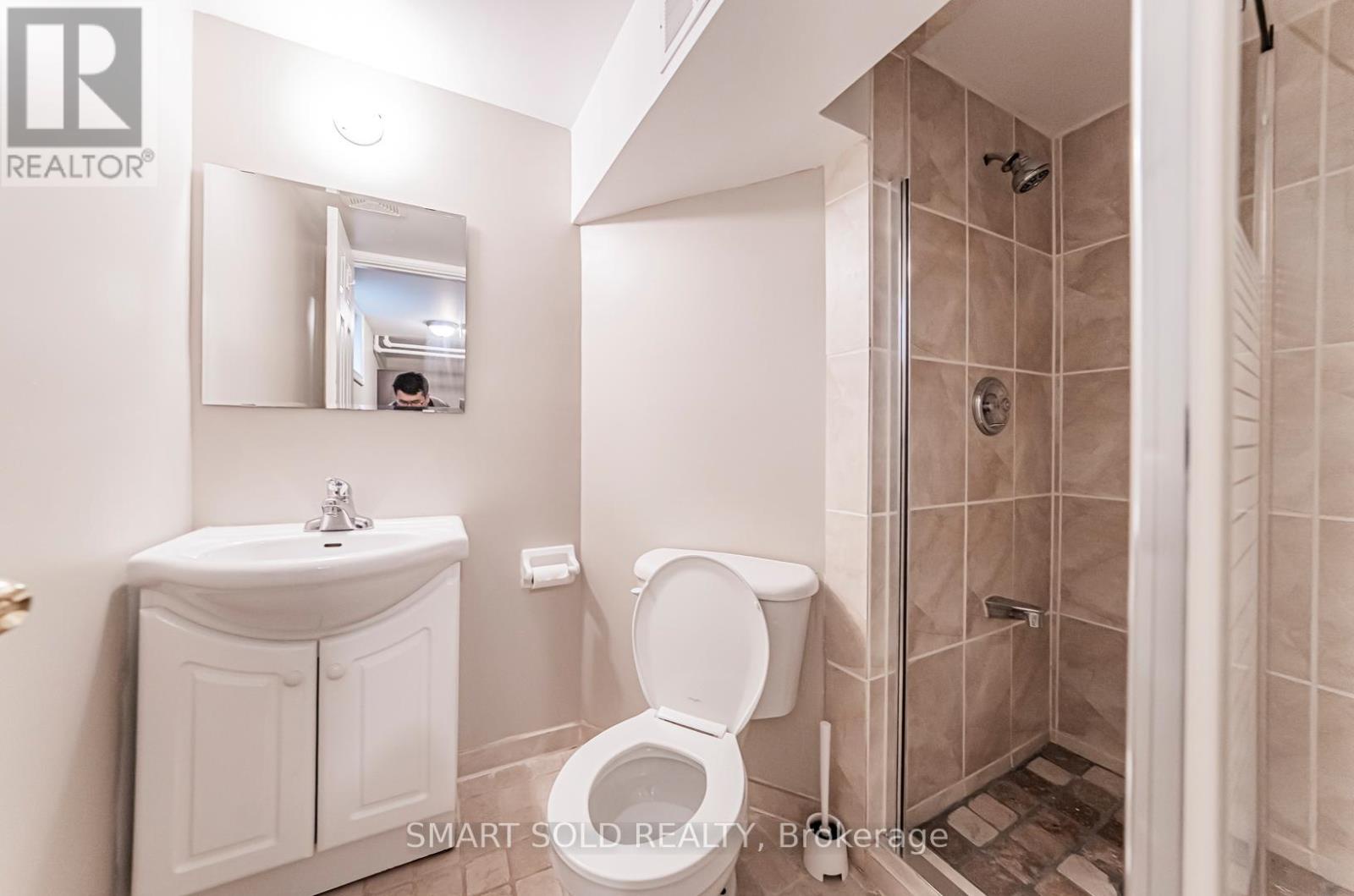 889 Avenue Road, Toronto (yonge-eglinton), Ontario