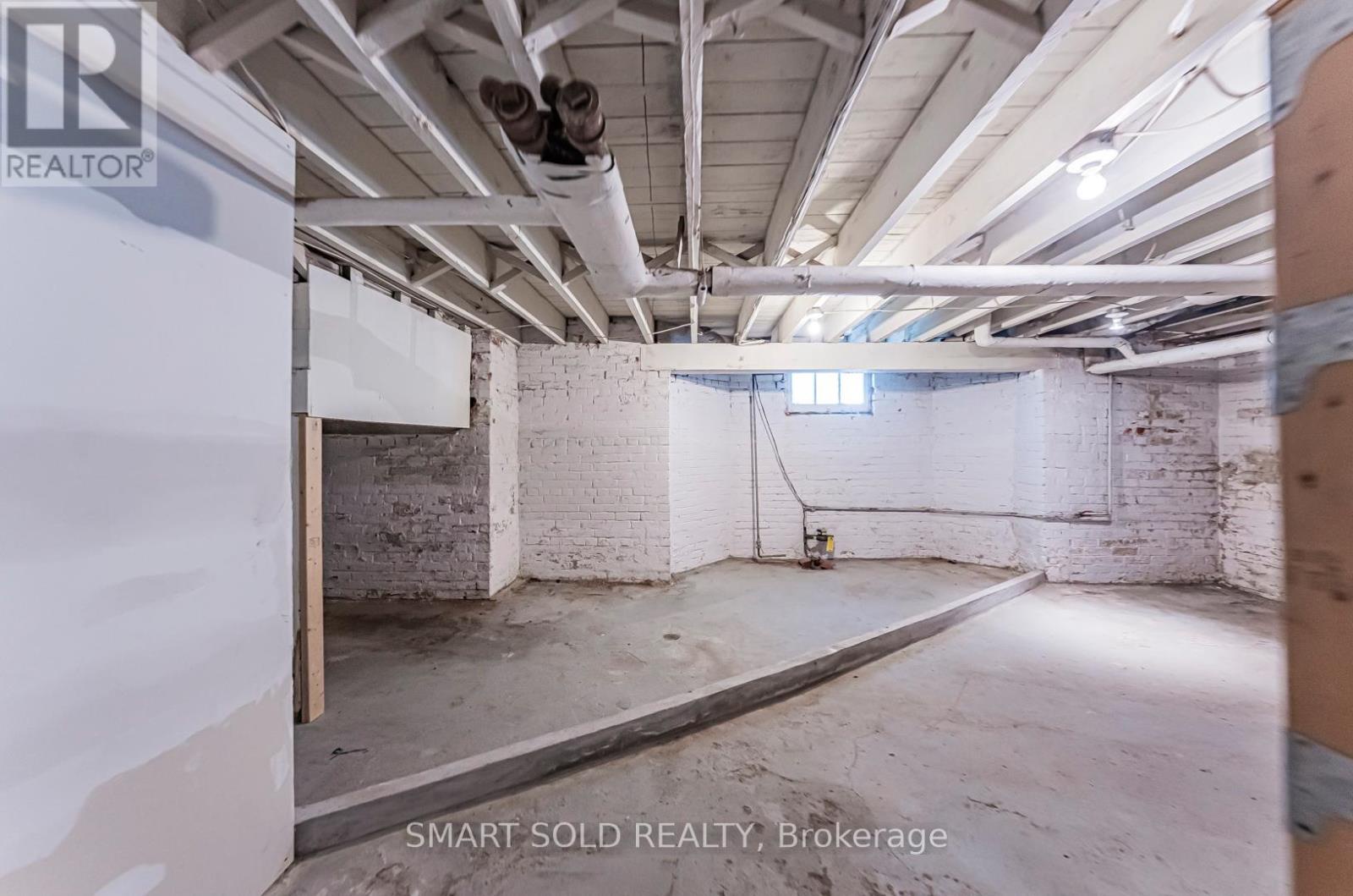 889 Avenue Road, Toronto (yonge-eglinton), Ontario