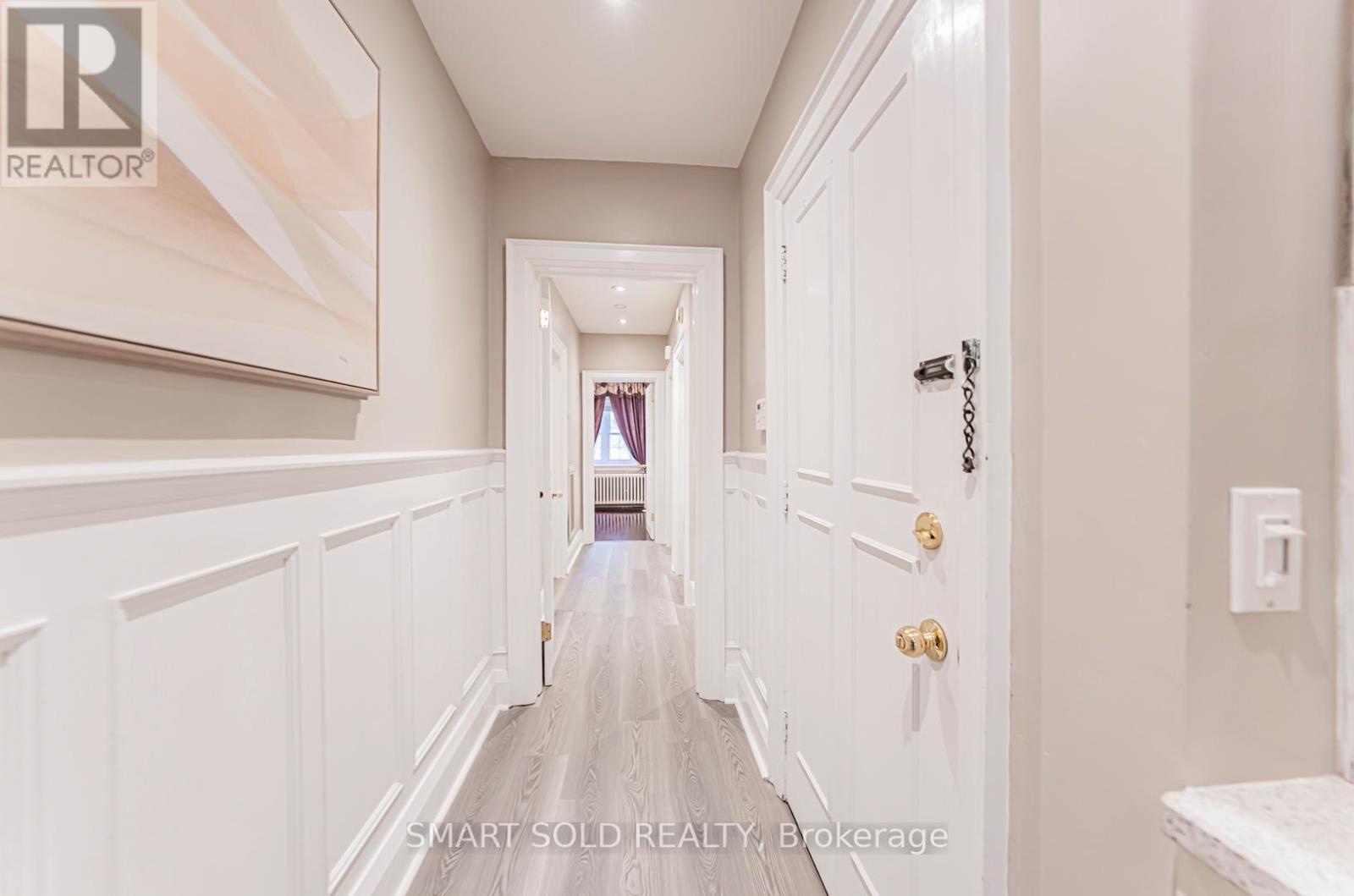 889 Avenue Road, Toronto (yonge-eglinton), Ontario