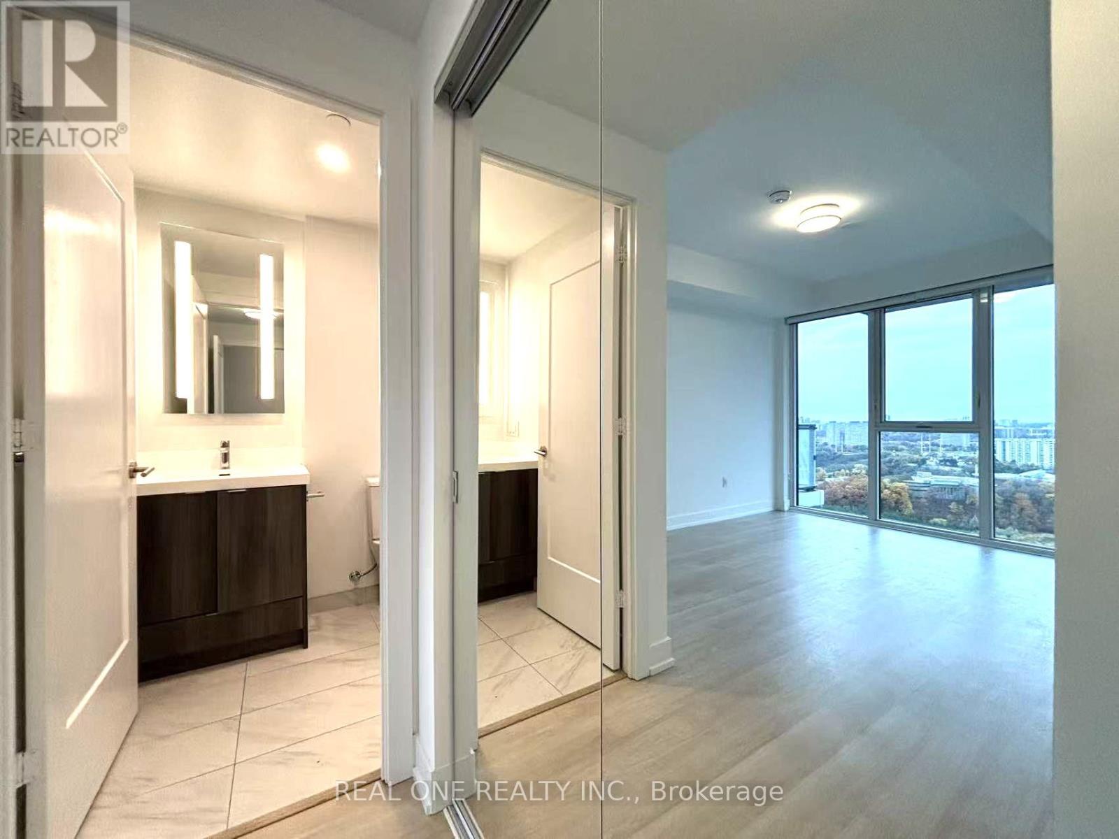 2704 - 30 Inn On The Park Drive, Toronto (banbury-don Mills), Ontario