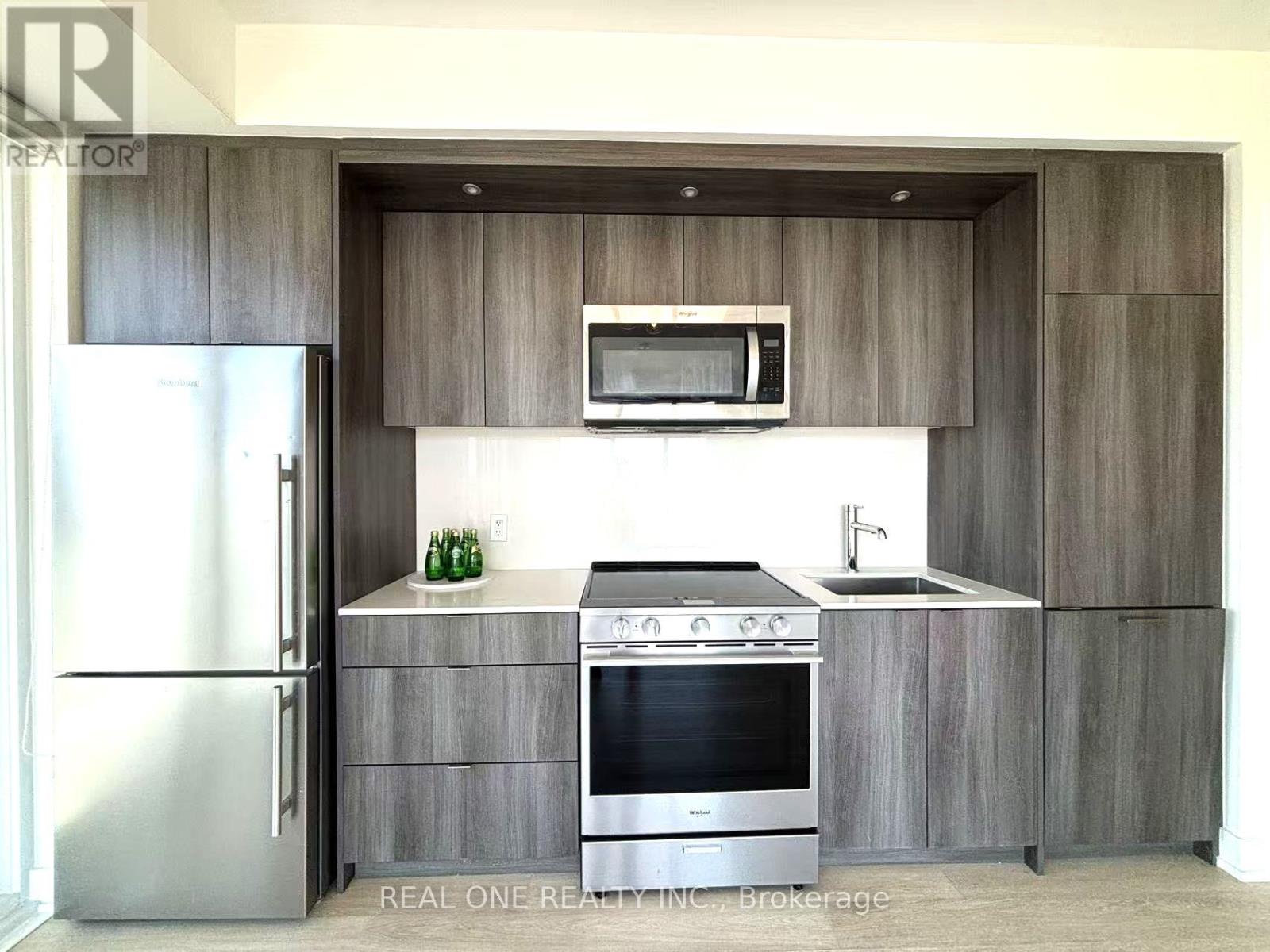 2704 - 30 Inn On The Park Drive, Toronto (banbury-don Mills), Ontario