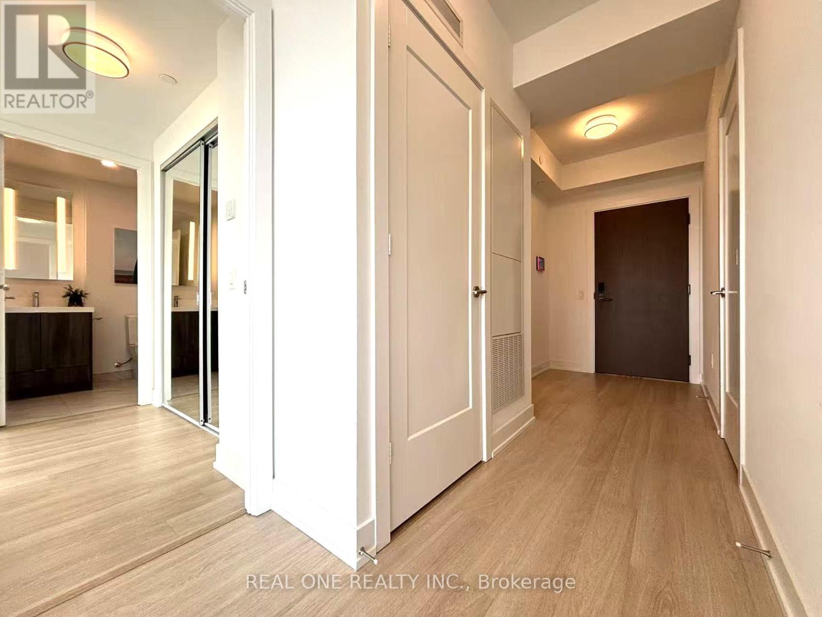 2704 - 30 Inn On The Park Drive, Toronto (banbury-don Mills), Ontario