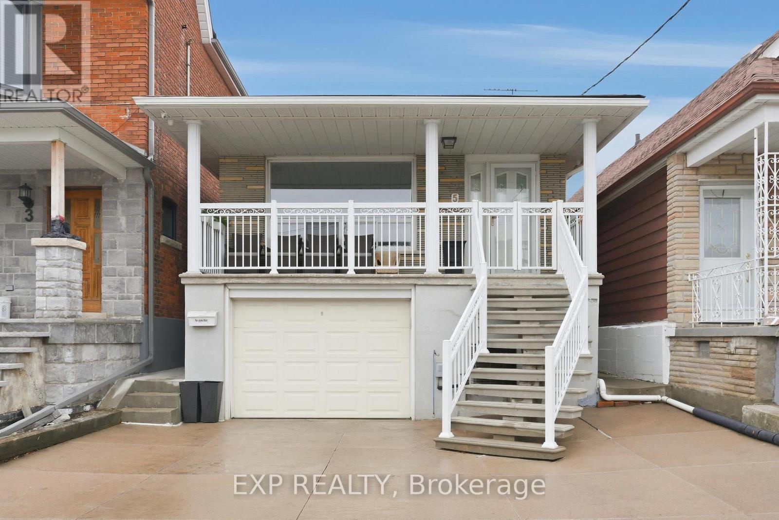 5 Hatherley Road, Toronto (caledonia-fairbank), Ontario