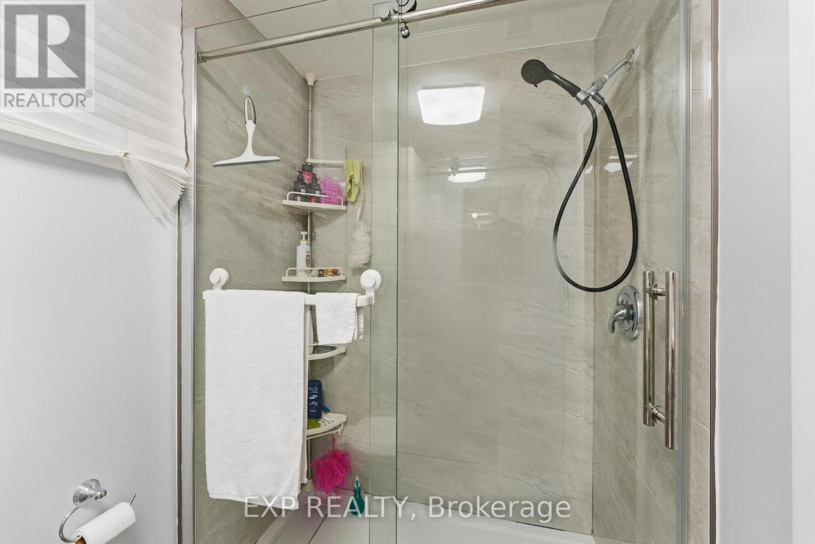 5 Hatherley Road, Toronto (caledonia-fairbank), Ontario