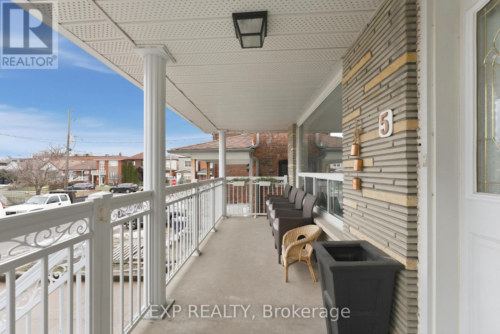 5 Hatherley Road, Toronto (caledonia-fairbank), Ontario