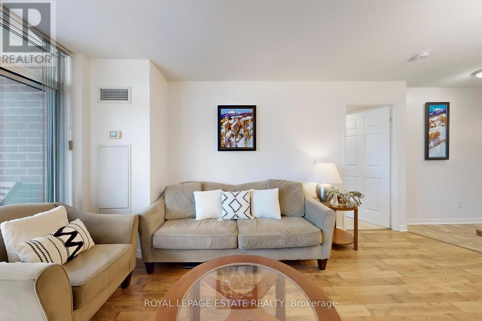 204 - 3 Michael Power Place, Toronto (islington-city Centre West), Ontario