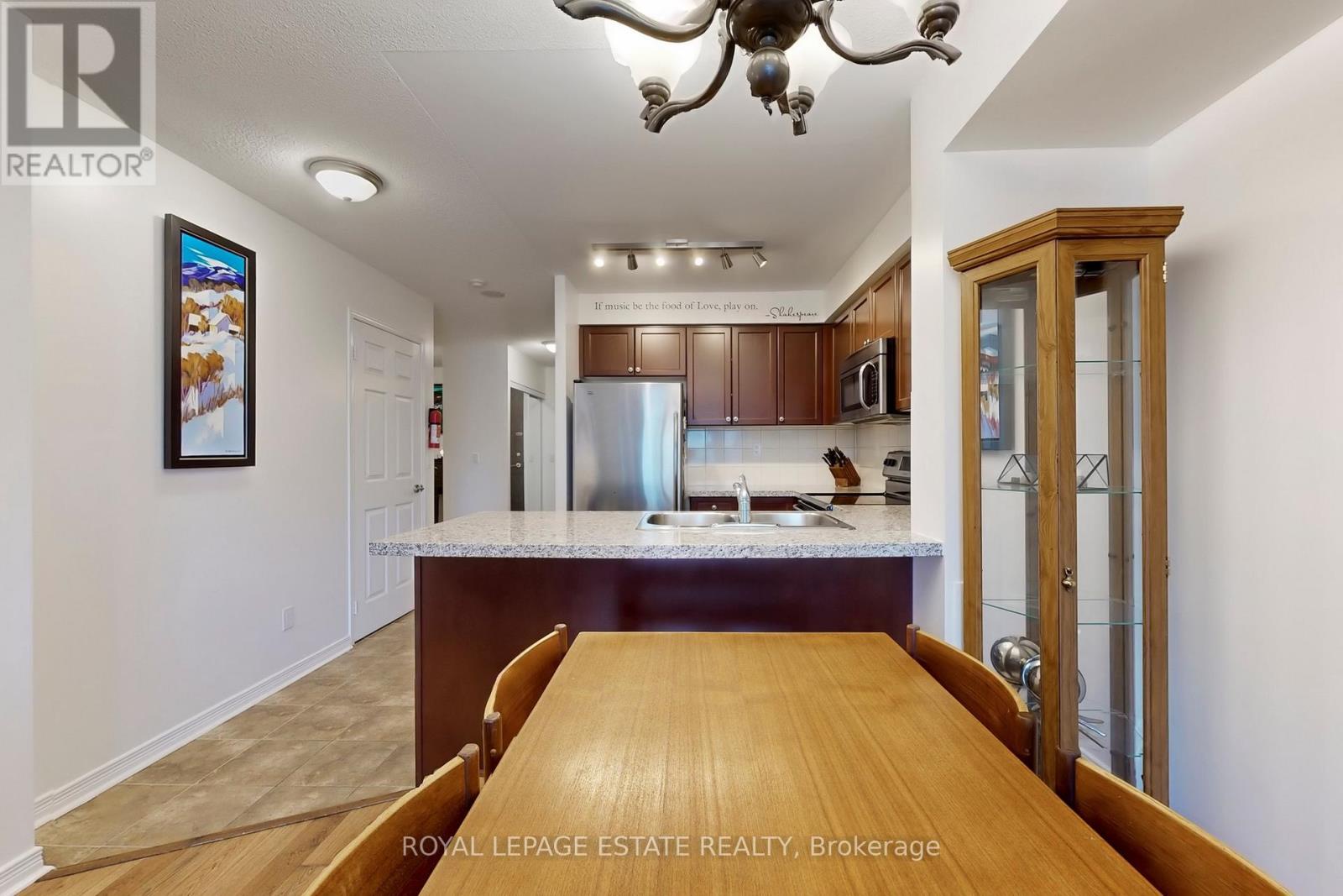 204 - 3 Michael Power Place, Toronto (islington-city Centre West), Ontario