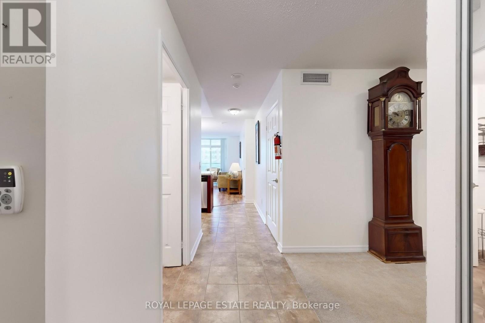 204 - 3 Michael Power Place, Toronto (islington-city Centre West), Ontario