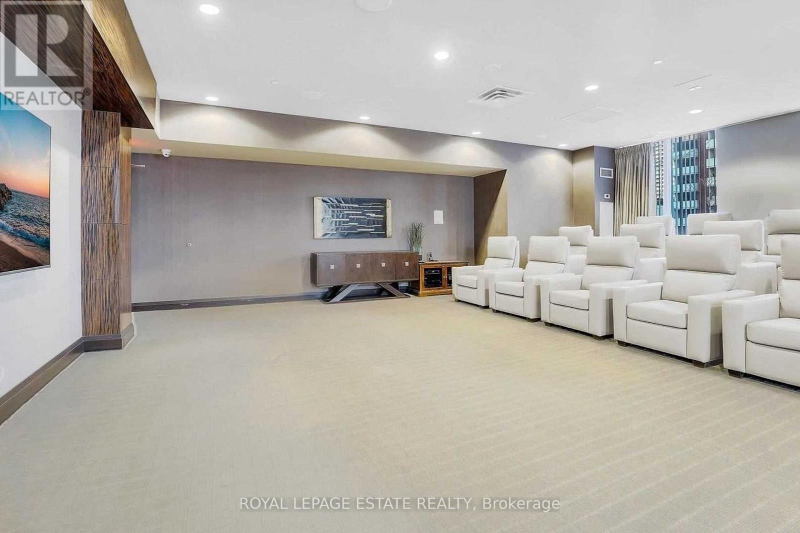 204 - 3 Michael Power Place, Toronto (islington-city Centre West), Ontario