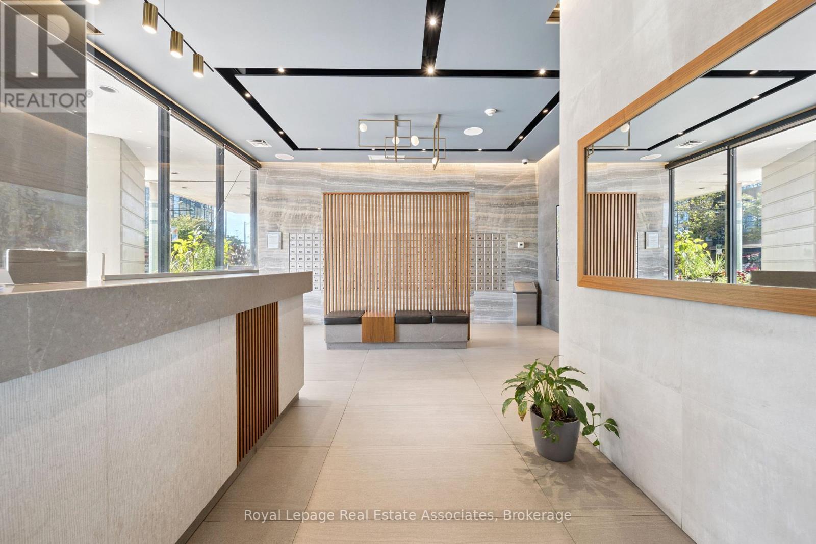 1004 - 260 Queens Quay W, Toronto (waterfront Communities), Ontario