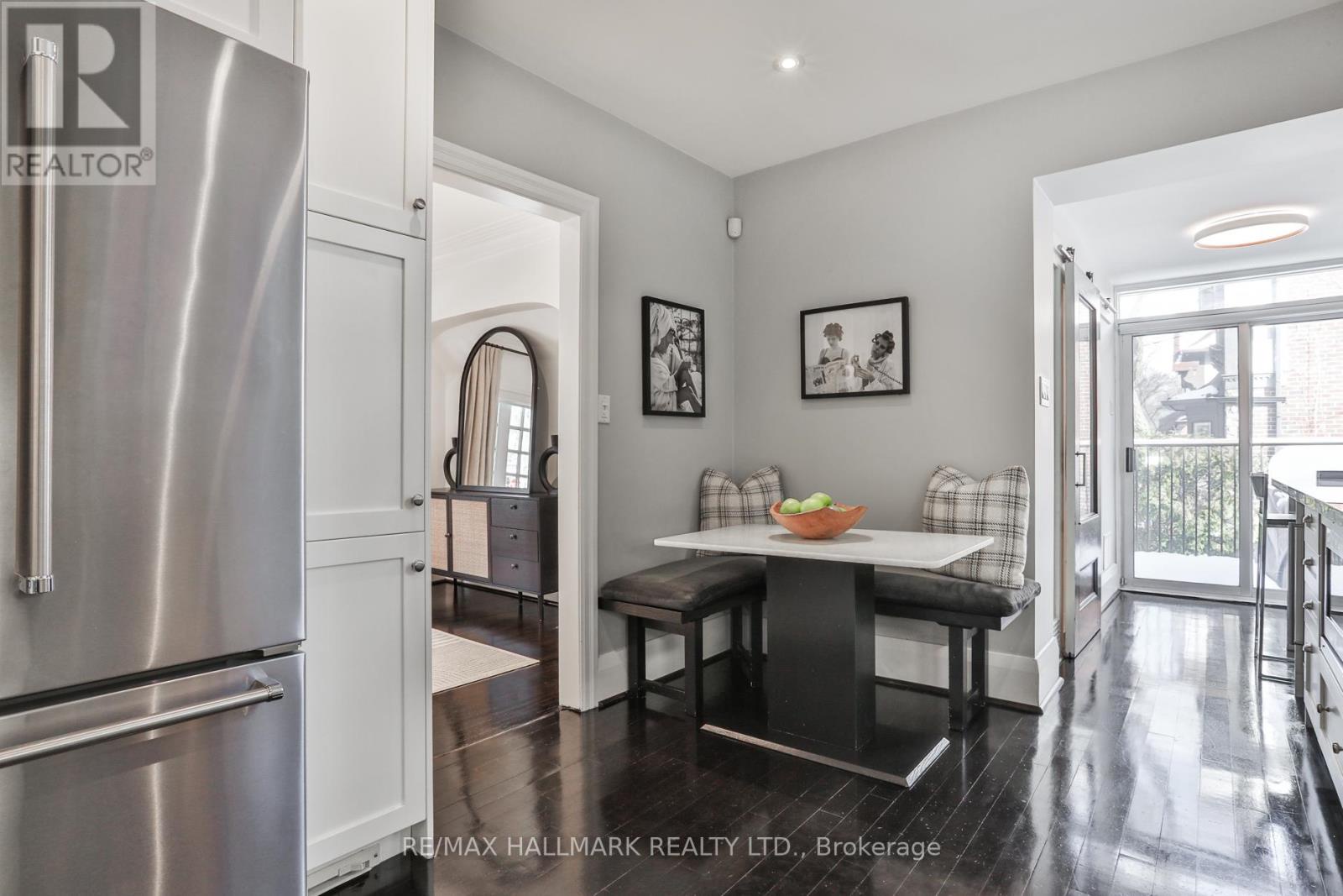 9 Glenarden Road, Toronto (forest Hill North), Ontario