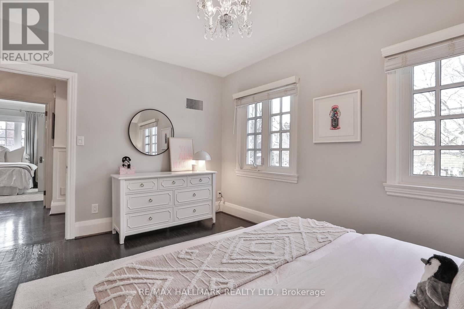 9 Glenarden Road, Toronto (forest Hill North), Ontario