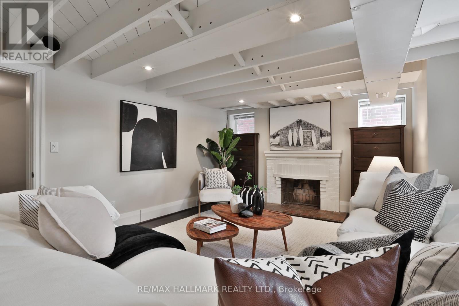 9 Glenarden Road, Toronto (forest Hill North), Ontario