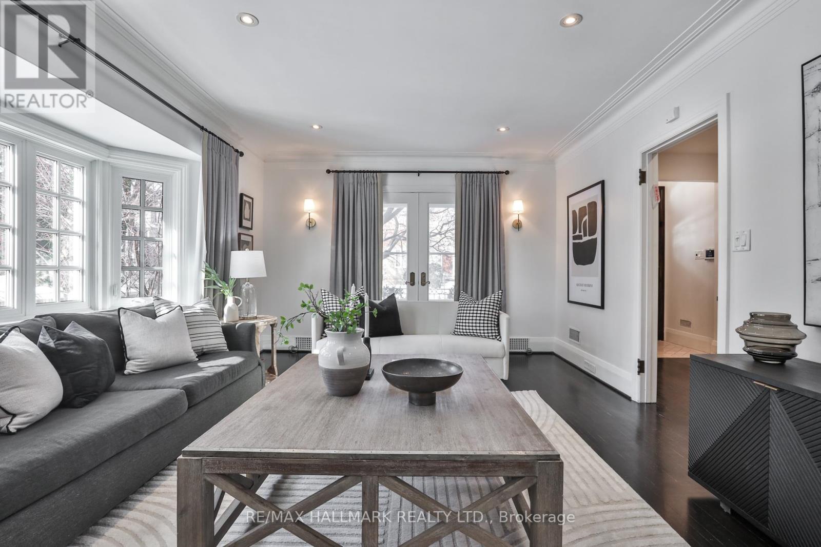 9 Glenarden Road, Toronto (forest Hill North), Ontario