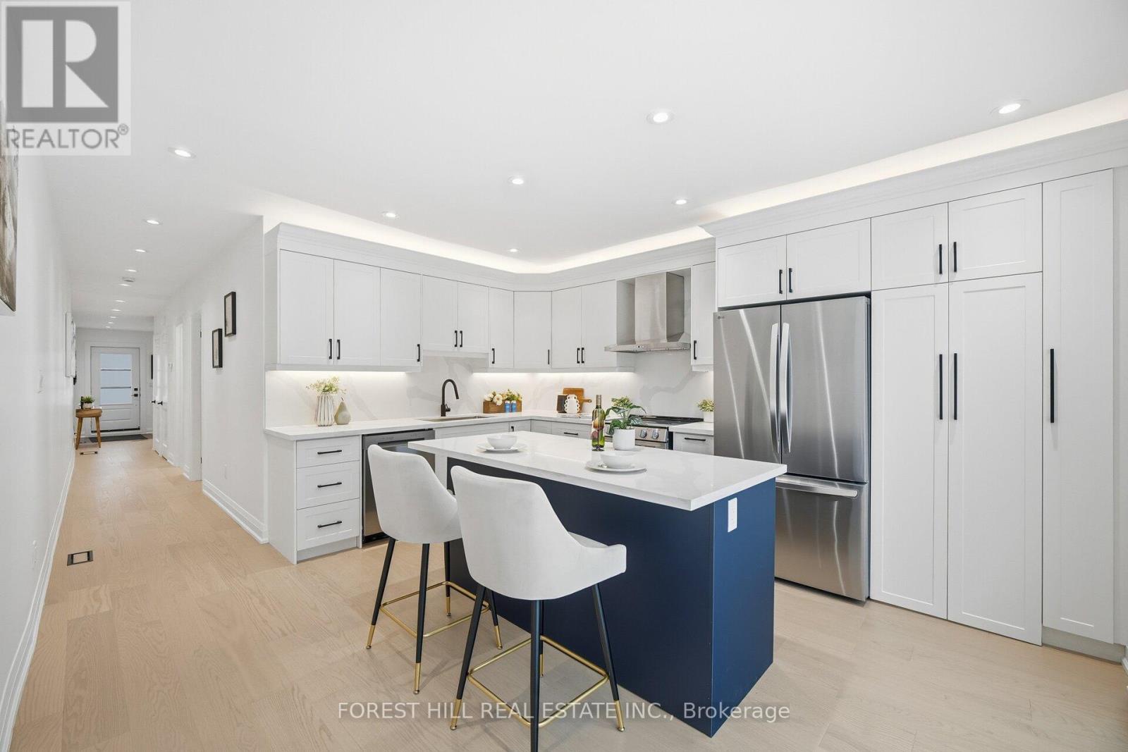 128 Duvernet Avenue, Toronto (east End-danforth), Ontario