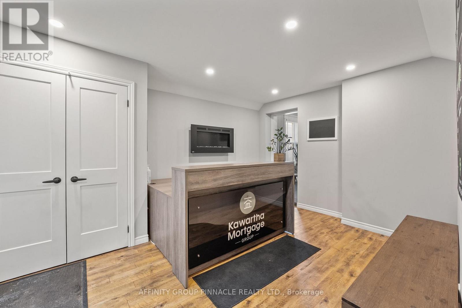 255 Kent Street W, Kawartha Lakes (lindsay), Ontario