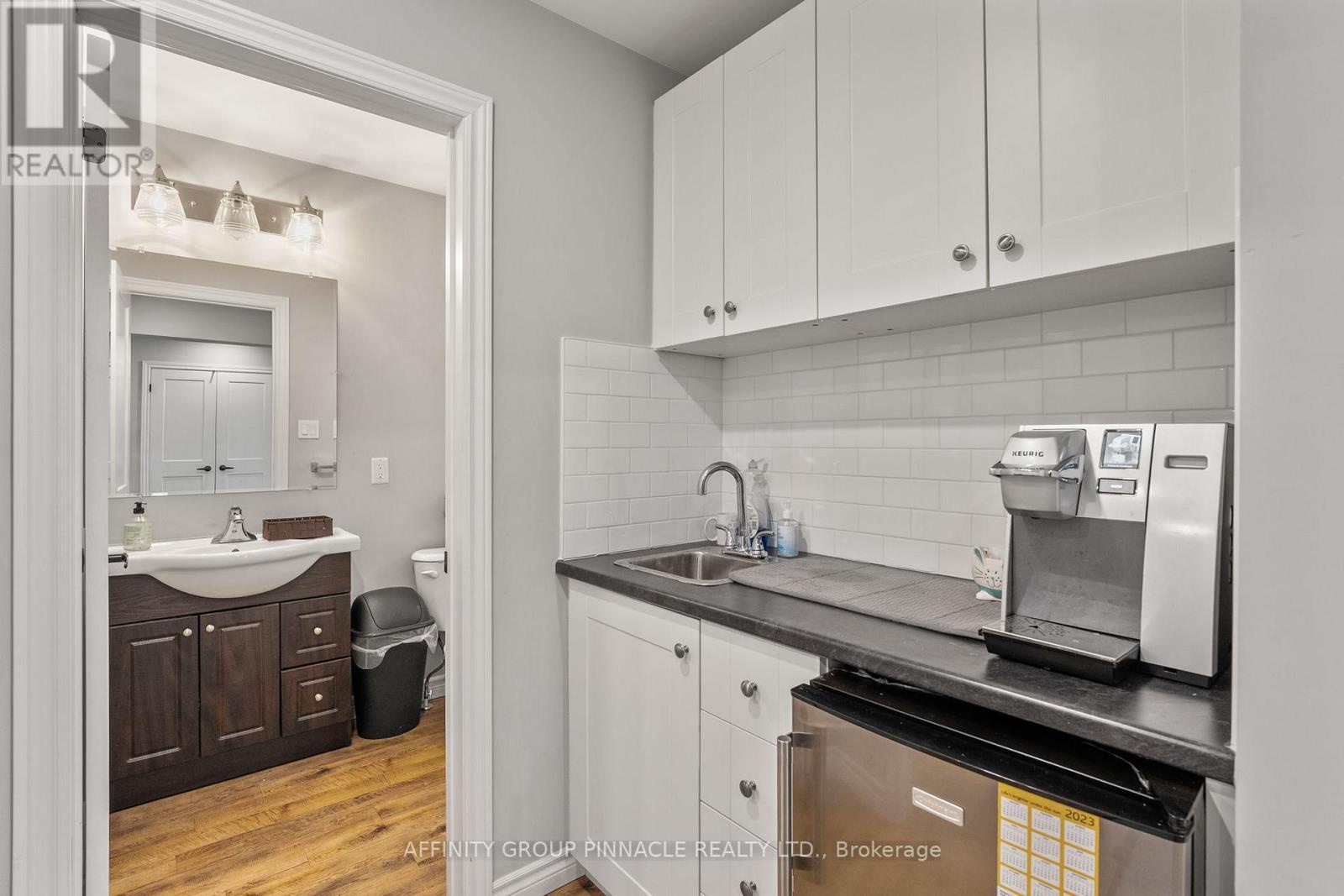 255 Kent Street W, Kawartha Lakes (lindsay), Ontario