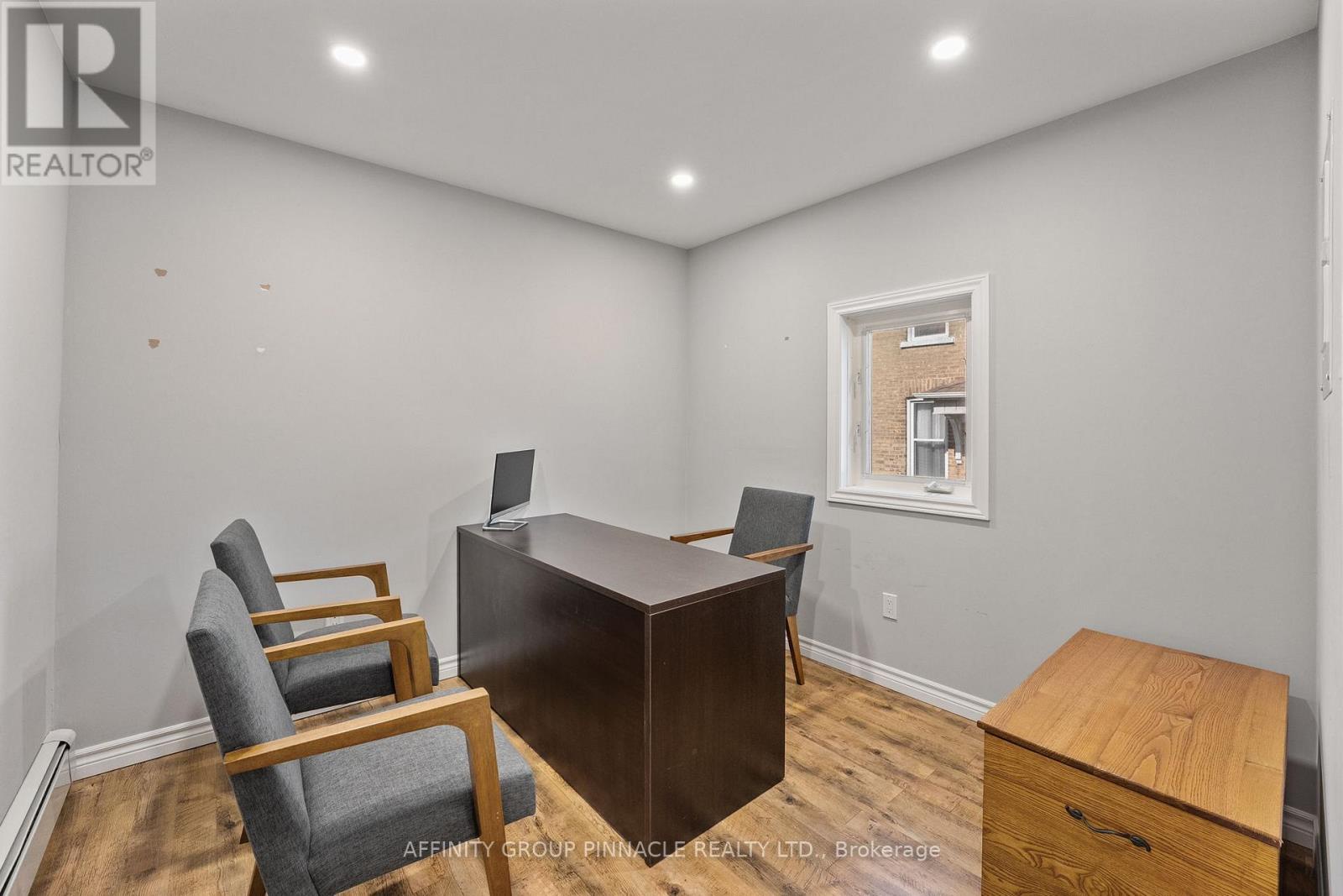 255 Kent Street W, Kawartha Lakes (lindsay), Ontario