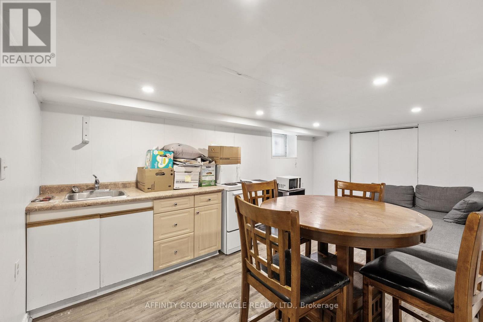 255 Kent Street W, Kawartha Lakes (lindsay), Ontario