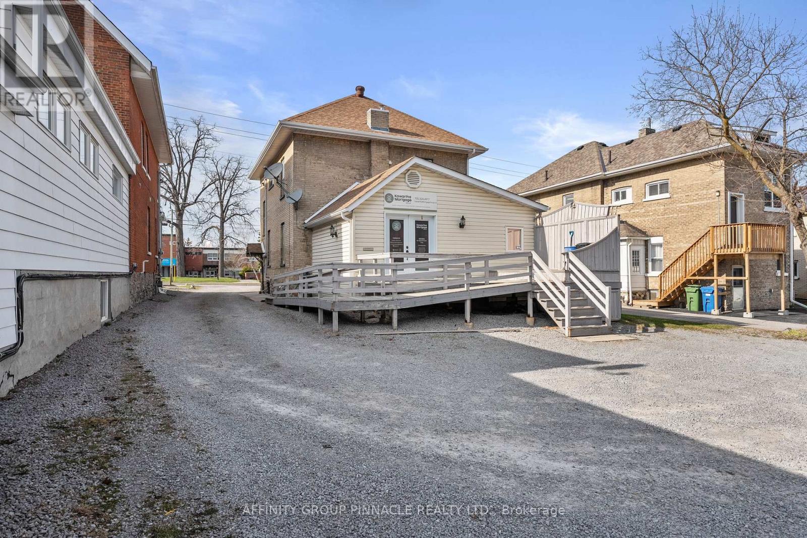 255 Kent Street W, Kawartha Lakes (lindsay), Ontario