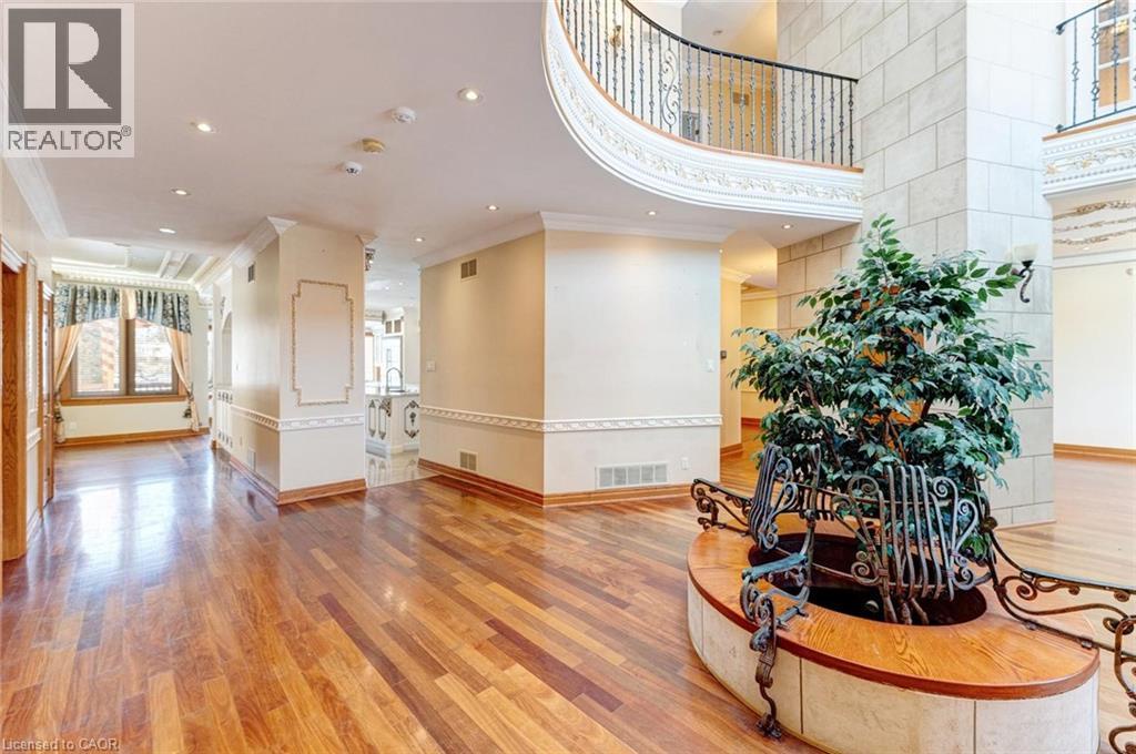 10 Merrydale Court, Brampton, Ontario