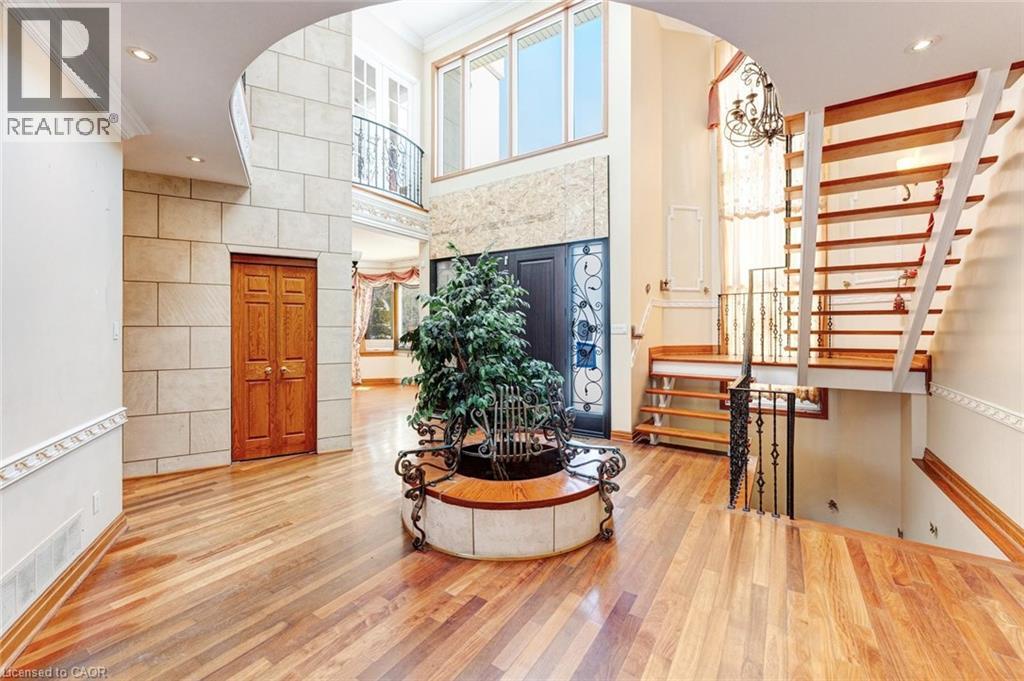 10 Merrydale Court, Brampton, Ontario