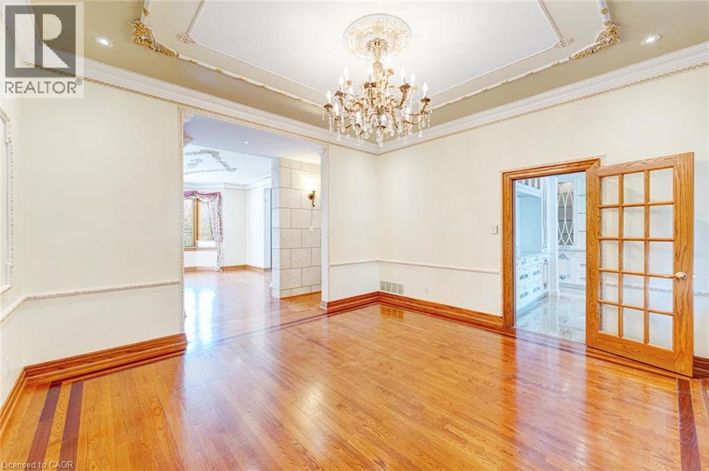 10 Merrydale Court, Brampton, Ontario