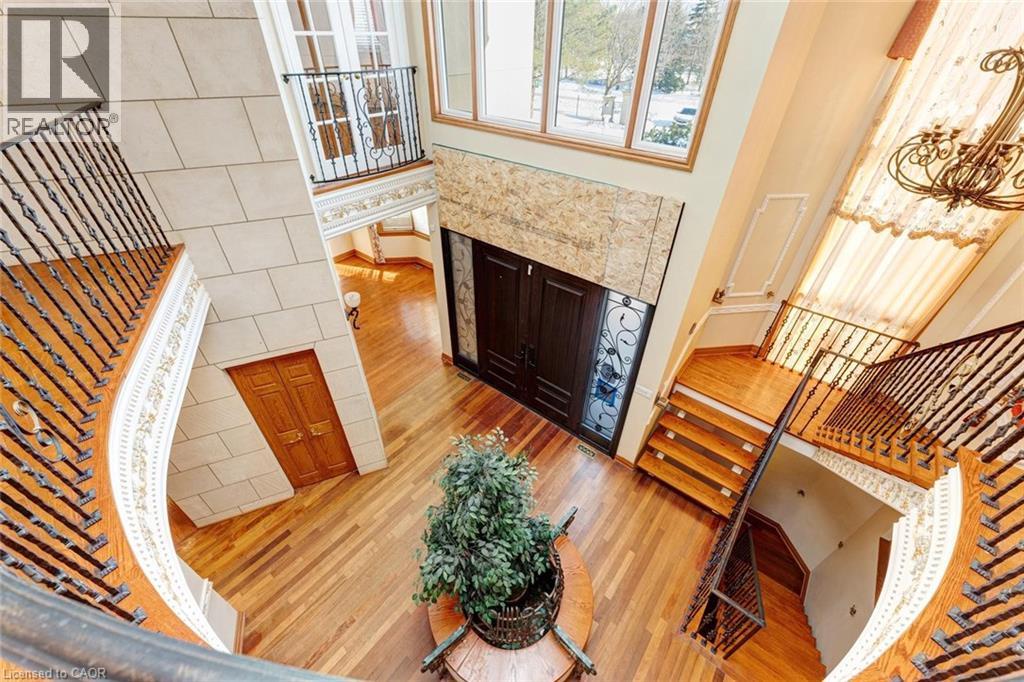 10 Merrydale Court, Brampton, Ontario