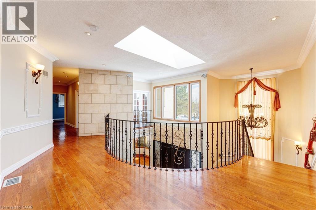 10 Merrydale Court, Brampton, Ontario