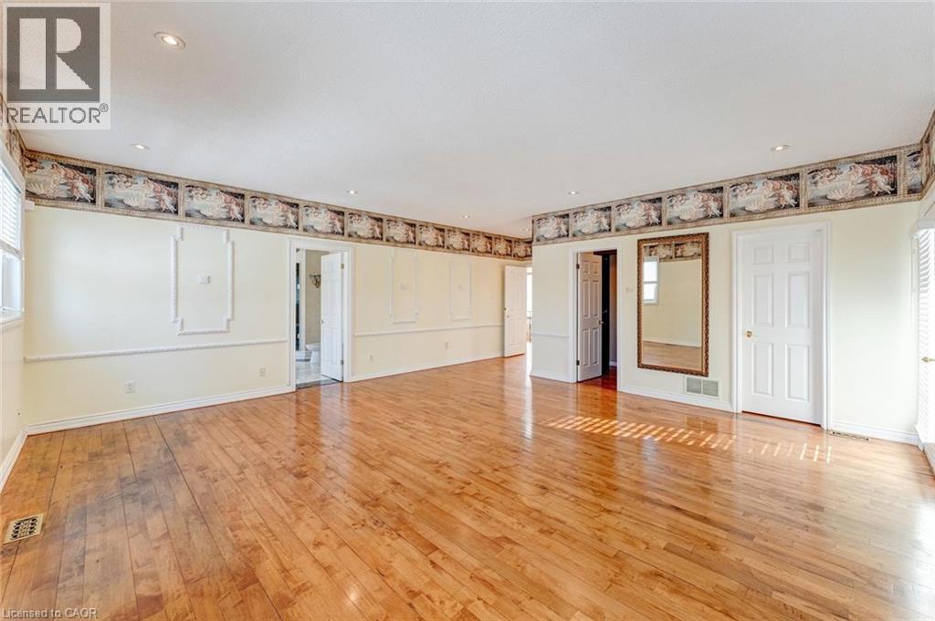 10 Merrydale Court, Brampton, Ontario