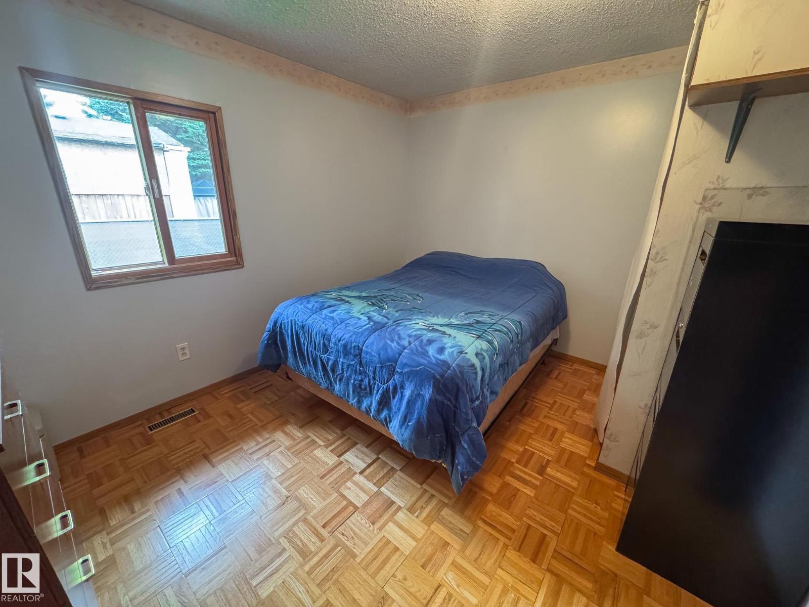 27 Auttreaux Dr, Whitecourt, Alberta