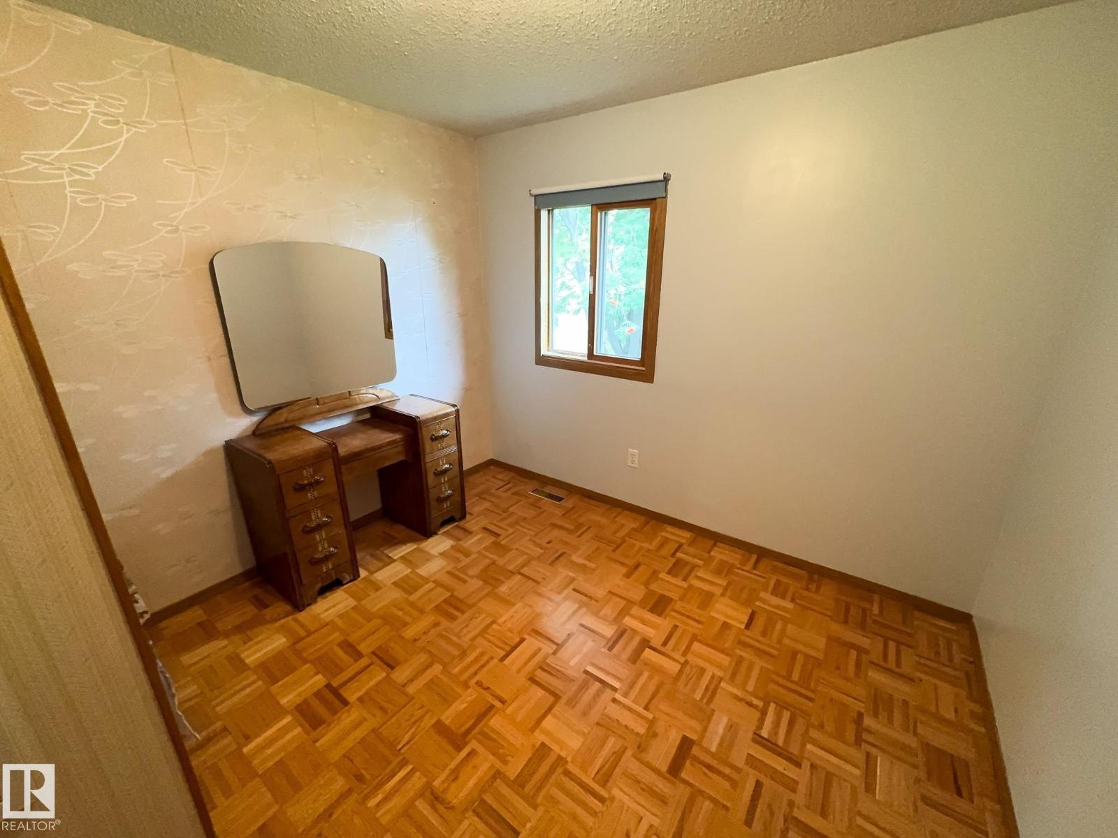 27 Auttreaux Dr, Whitecourt, Alberta