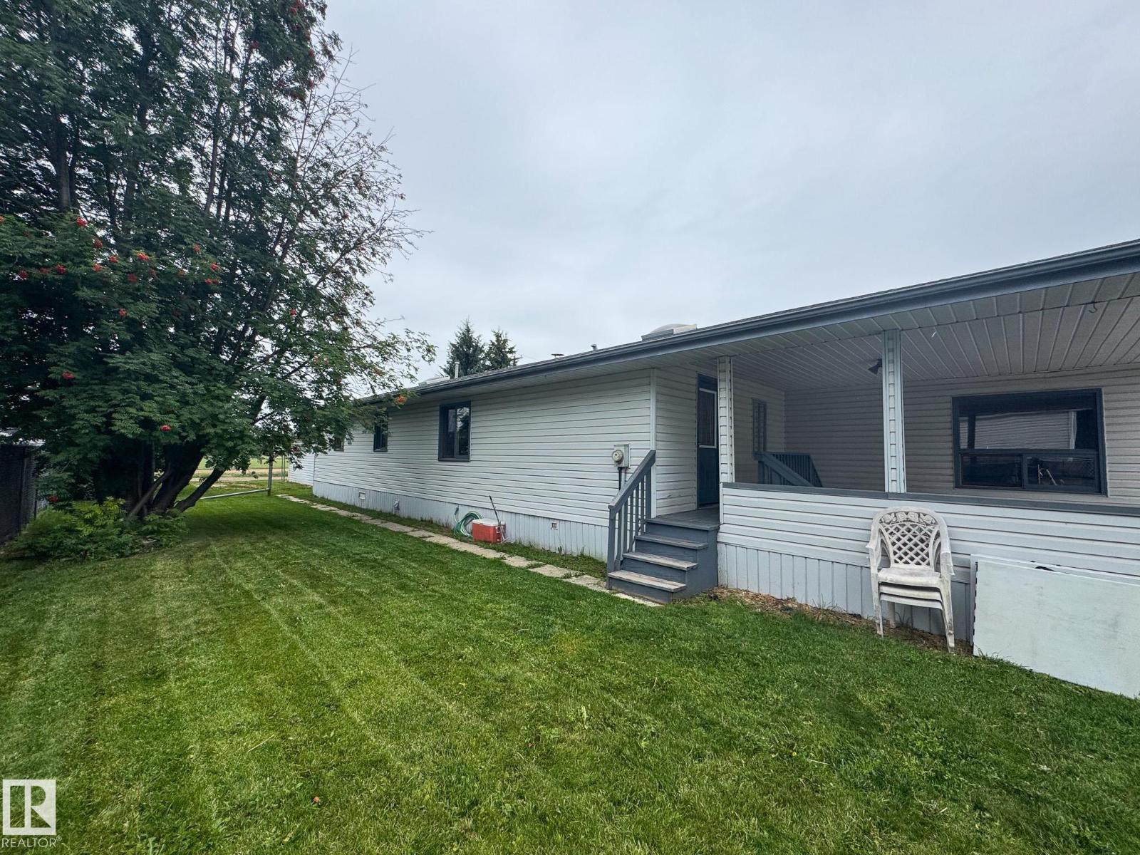 27 Auttreaux Dr, Whitecourt, Alberta