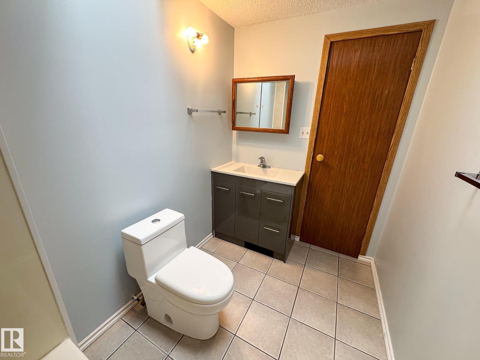 27 Auttreaux Dr, Whitecourt, Alberta