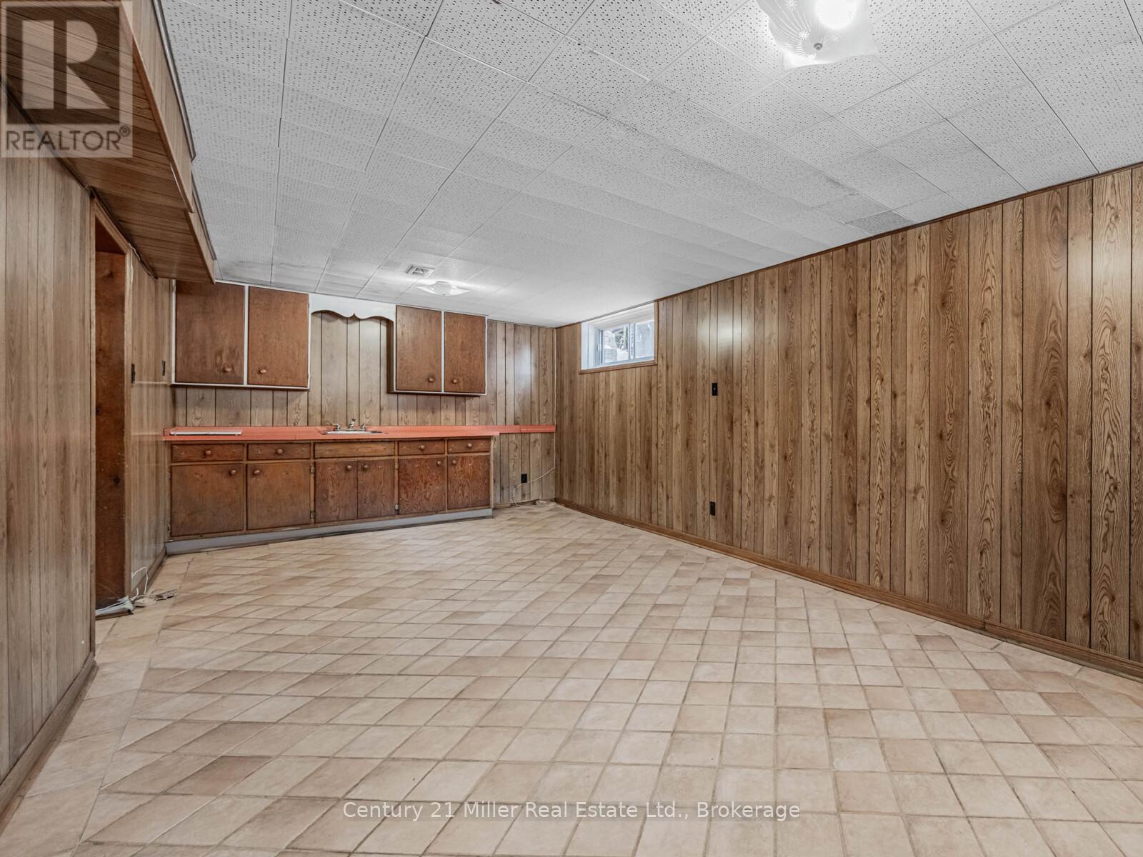 309 Queen Mary Drive, Oakville (co Central), Ontario