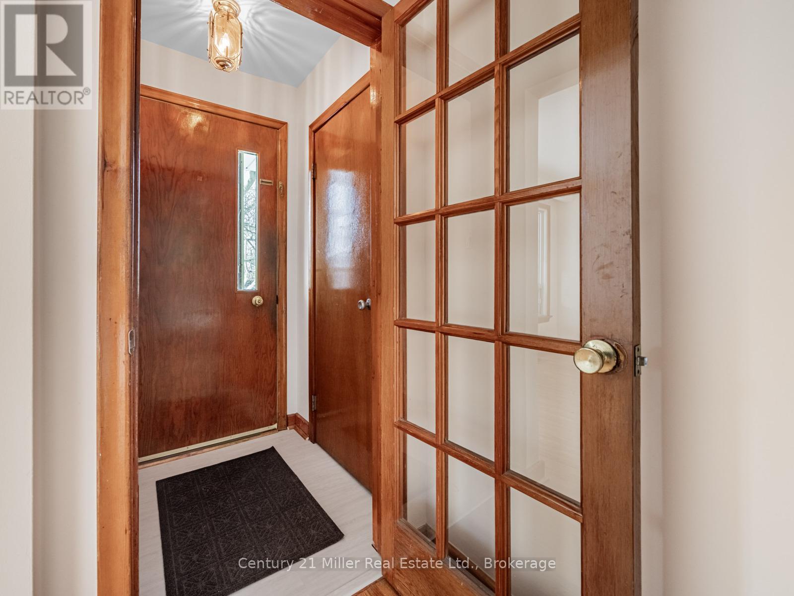 309 Queen Mary Drive, Oakville (co Central), Ontario