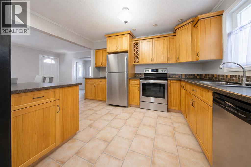 5008 43 Avenueclose, Ponoka, Alberta