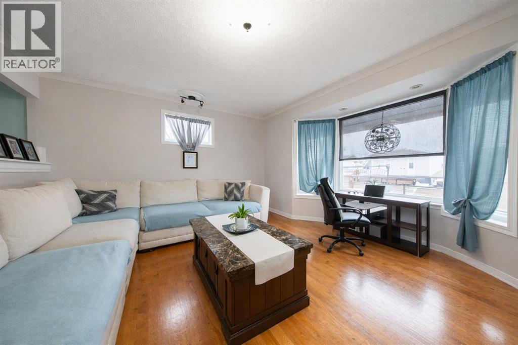 5008 43 Avenueclose, Ponoka, Alberta