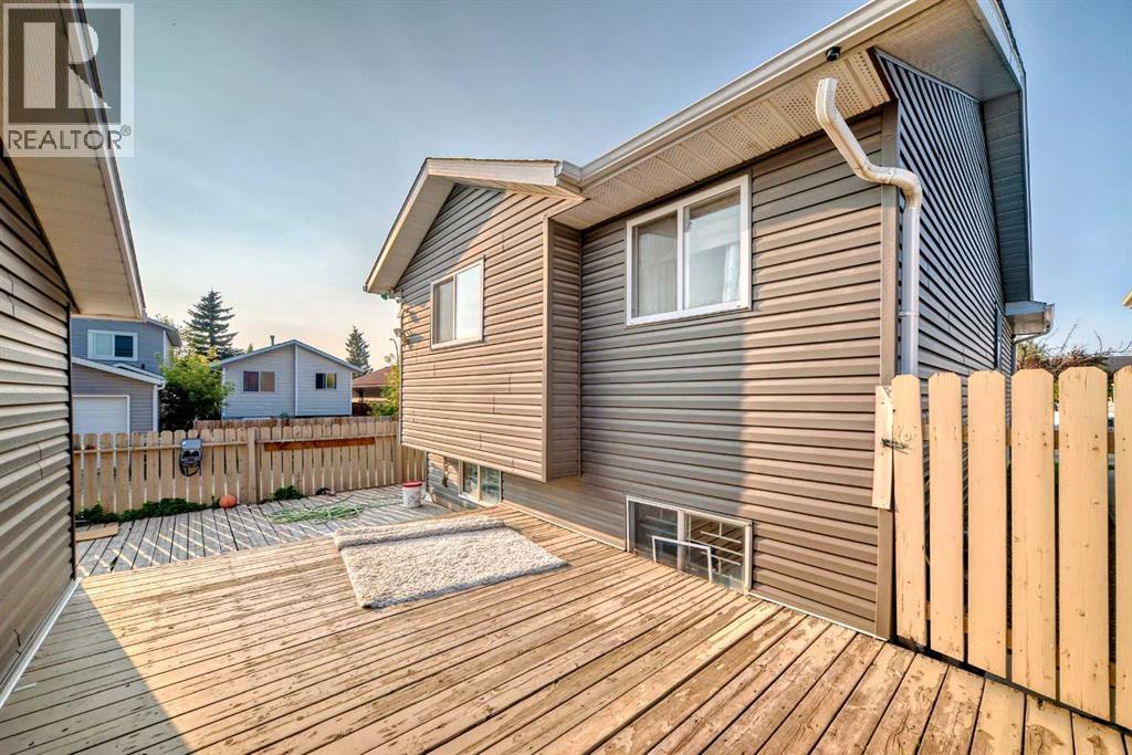 11 Martinwood Road Ne, Calgary, Alberta