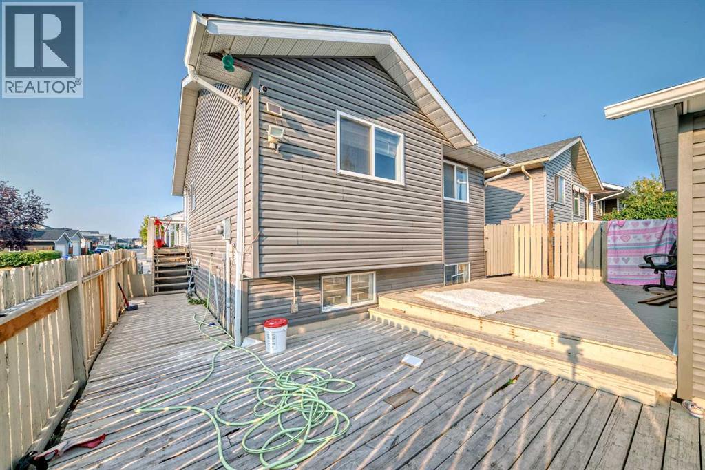 11 Martinwood Road Ne, Calgary, Alberta