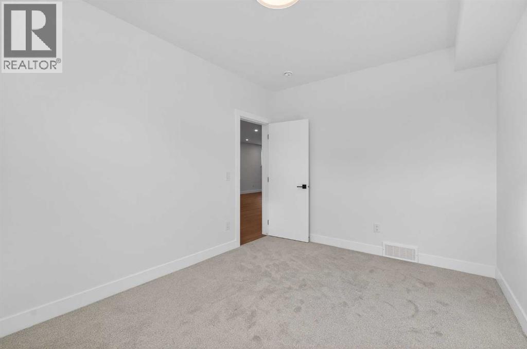 32 Lakes Estates Circle, Strathmore, Alberta