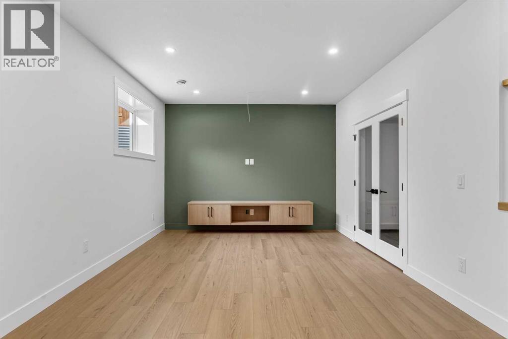 32 Lakes Estates Circle, Strathmore, Alberta