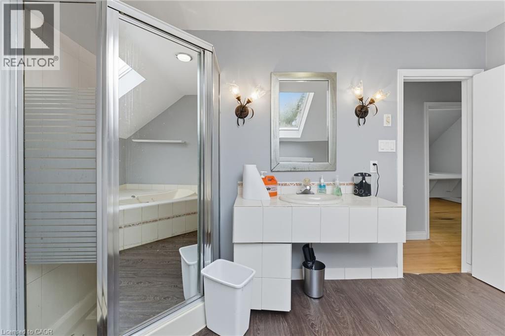 338 Trinity Church Road, Hamilton, Ontario