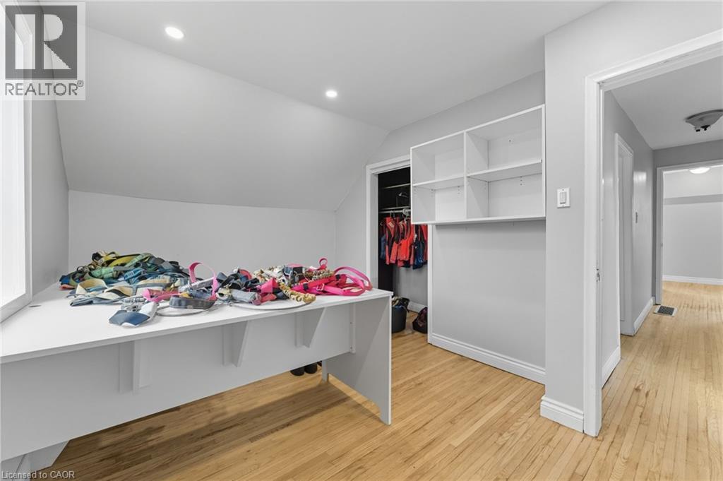 338 Trinity Church Road, Hamilton, Ontario