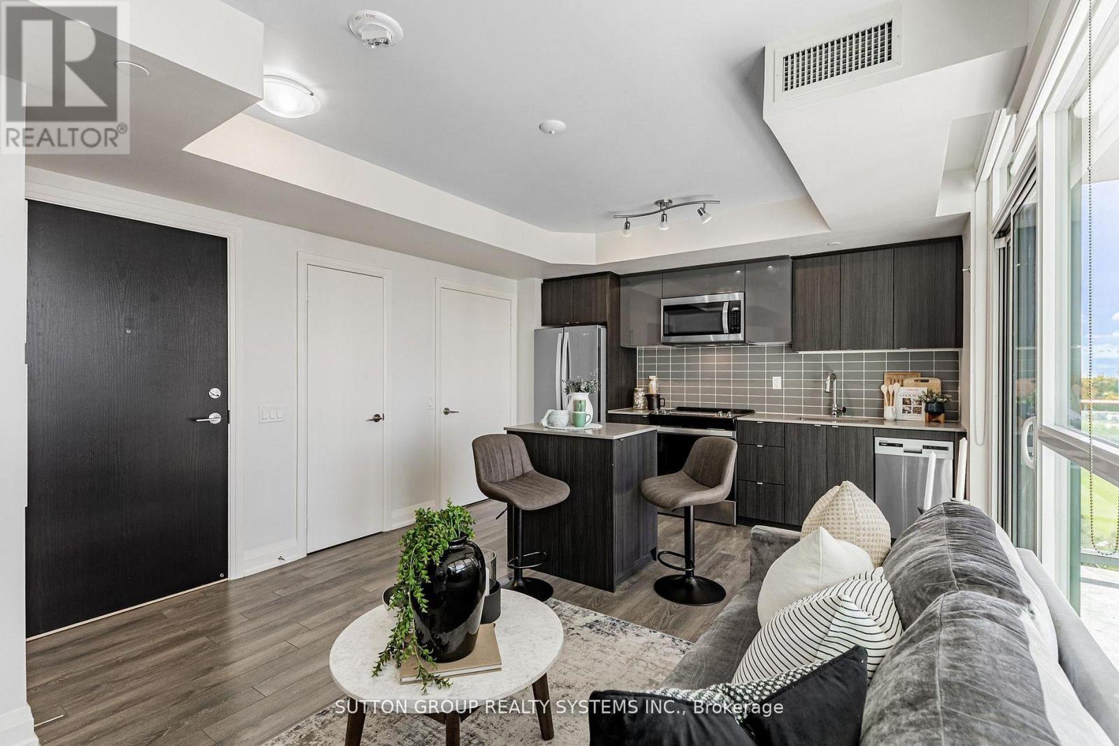 611 - 1461 Lawrence Avenue W, Toronto (brookhaven-amesbury), Ontario