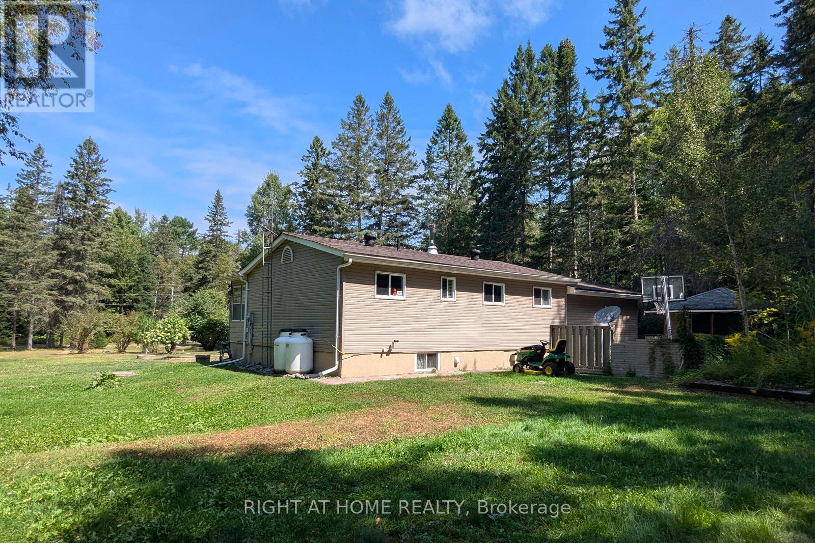 524 Balsam Chutes Road, Huntsville (stephenson), Ontario