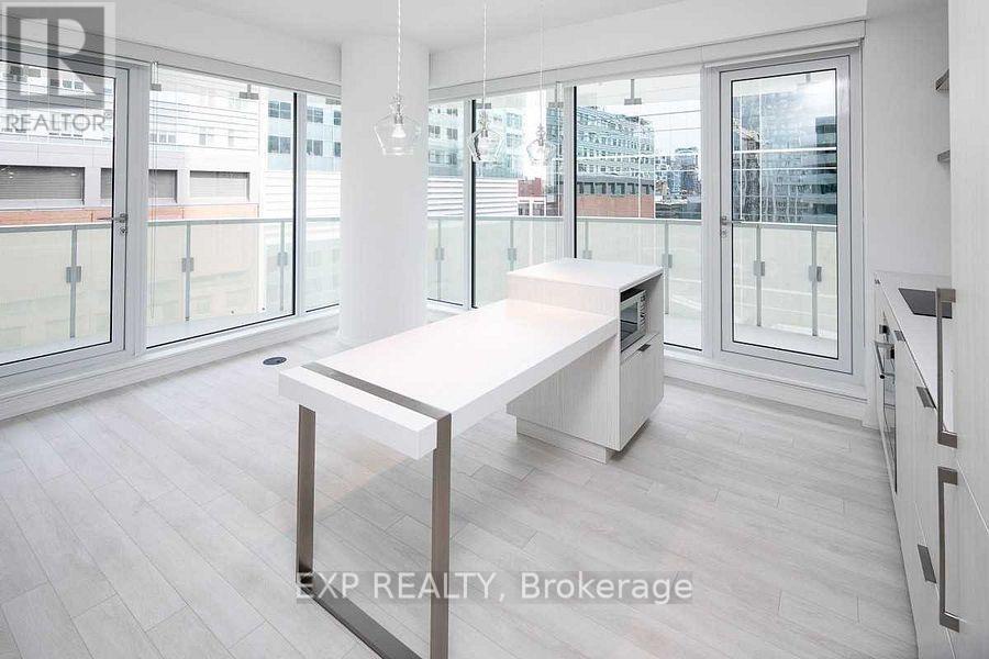 2205 - 197 Yonge Street, Toronto (church-yonge Corridor), Ontario