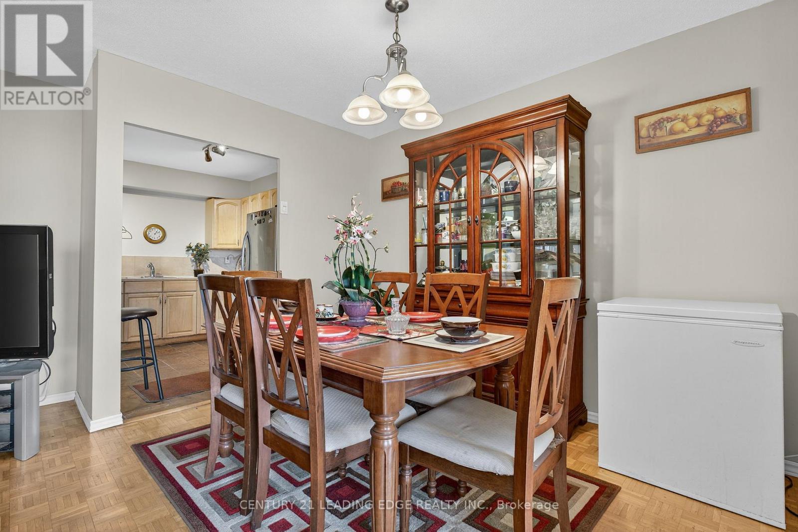 1802 - 85 Emmett Avenue, Toronto (mount Dennis), Ontario